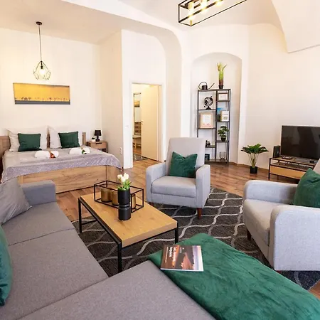 Apartament Szabadsag Ter *