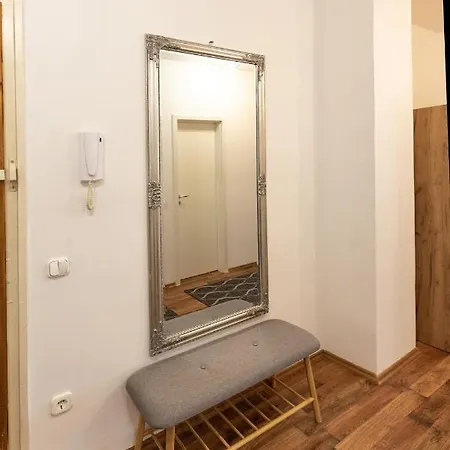 Lägenhet Szabadsag Ter